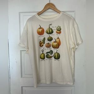Pumpkin & Gord T-shirt perfect for fall.